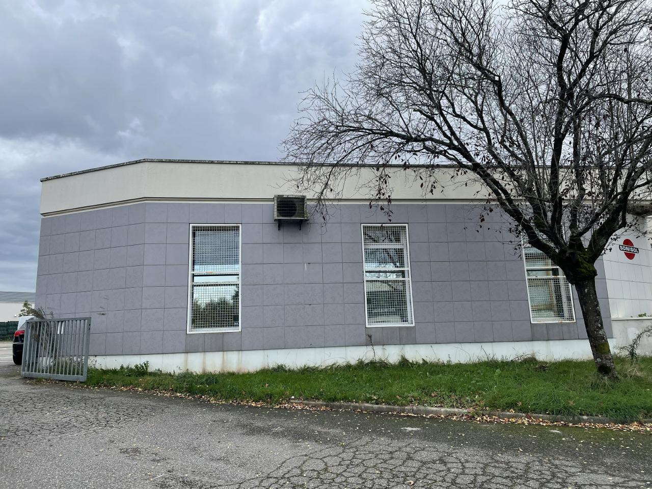 Local d'activité Orvault 1900m² Vente local d'activité Orvault Loire-Atlantique OVACT2316492 1